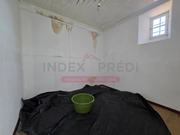 Prédio para Venda em Guarda