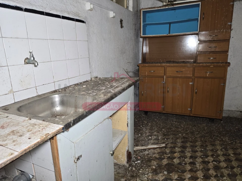 Moradia T10 para Venda em Guarda Foto 42