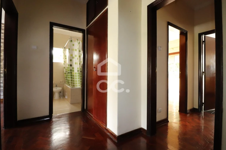Apartamento T2 para Venda em Sé Nova, Santa Cruz, Almedina e São Bartolomeu Foto 5