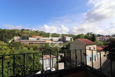 Apartamento T2 para Venda em Sé Nova, Santa Cruz, Almedina e São Bartolomeu