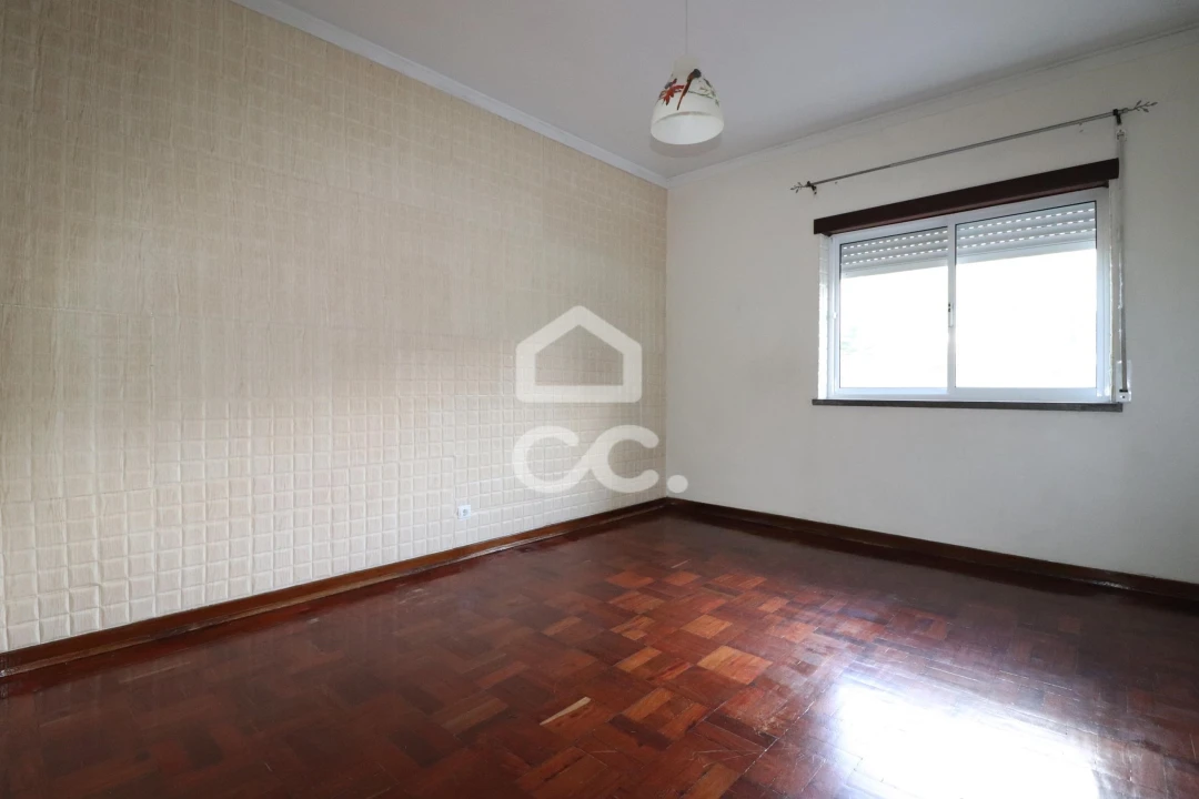 Apartamento T2 para Venda em Sé Nova, Santa Cruz, Almedina e São Bartolomeu Foto 4