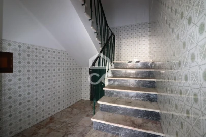 Apartamento T2 para Venda em Sé Nova, Santa Cruz, Almedina e São Bartolomeu