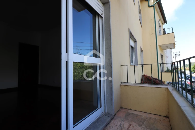 Apartamento T2 para Venda em Sé Nova, Santa Cruz, Almedina e São Bartolomeu Foto 9