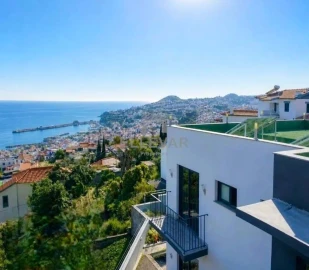 Moradia T3 para Venda em Funchal (Santa Maria Maior)