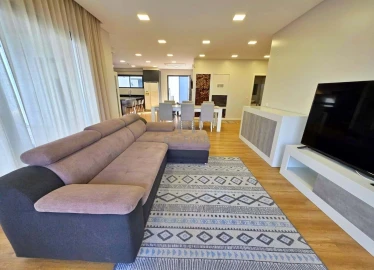 Moradia T3 para Venda em Funchal (Santa Maria Maior)