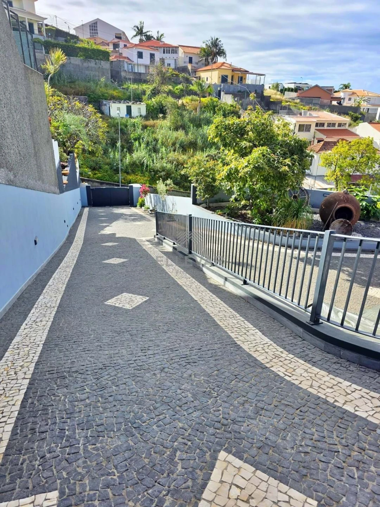 Moradia T3 para Venda em Funchal (Santa Maria Maior) Foto 7