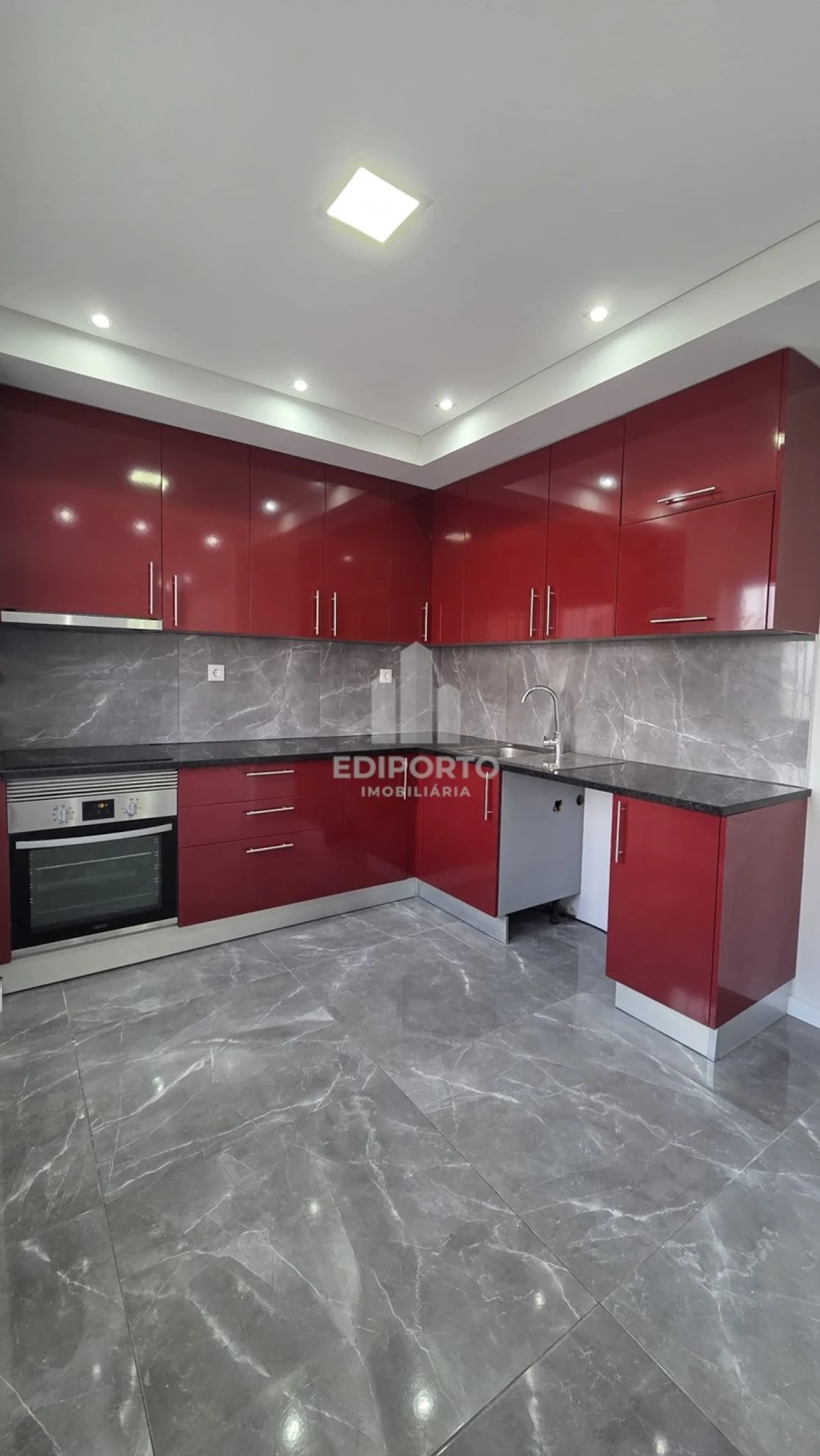 Apartamento T2 para Venda em Rio Tinto Foto 1