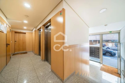 Apartamento T2 para Venda em Santa Marinha