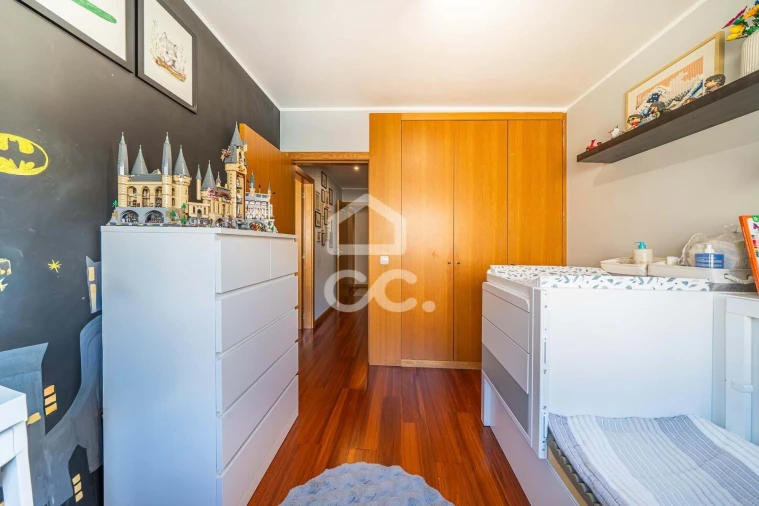 Apartamento T2 para Venda em Santa Marinha Foto 22