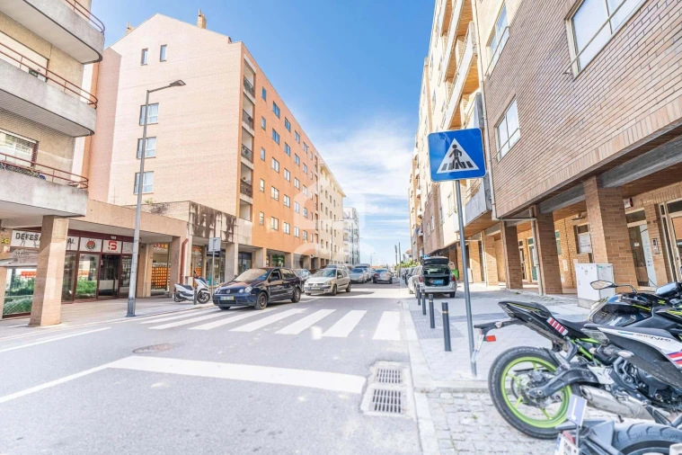 Apartamento T2 para Venda em Santa Marinha Foto 28