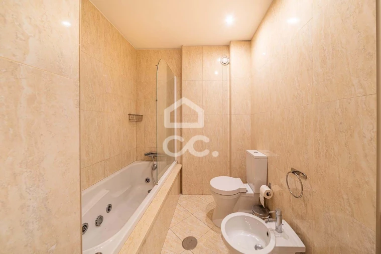 Apartamento T2 para Venda em Santa Marinha Foto 19