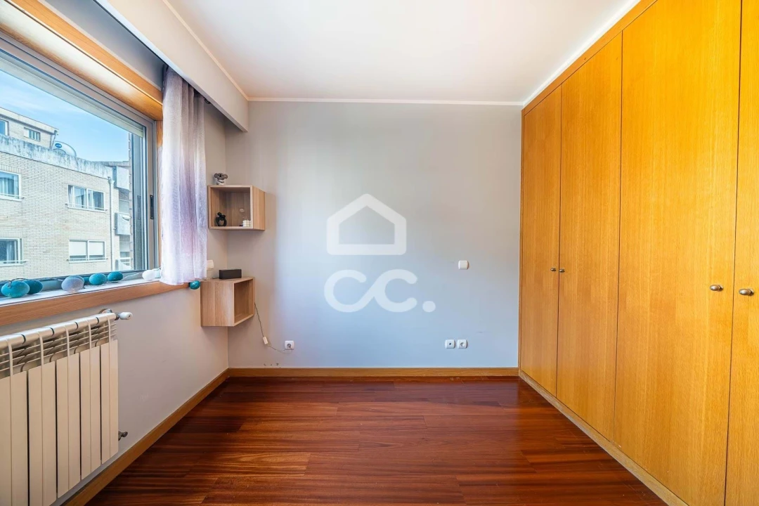 Apartamento T2 para Venda em Santa Marinha Foto 14