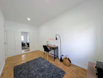 Apartamento T3 para Venda em Seixal