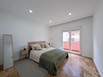 Apartamento T3 para Venda em Seixal