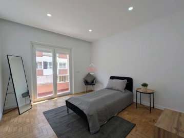 Apartamento T3 para Venda em Seixal