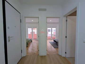 Apartamento T3 para Venda em Seixal