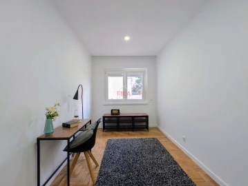 Apartamento T3 para Venda em Seixal