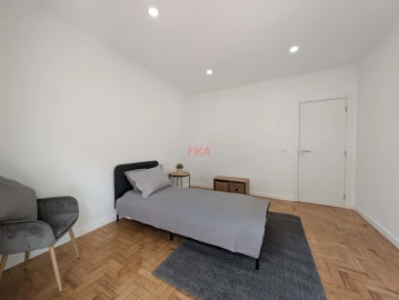 Apartamento T3 para Venda em Seixal