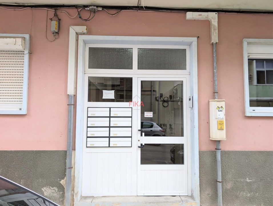 Apartamento T3 para Venda em Seixal Foto 33