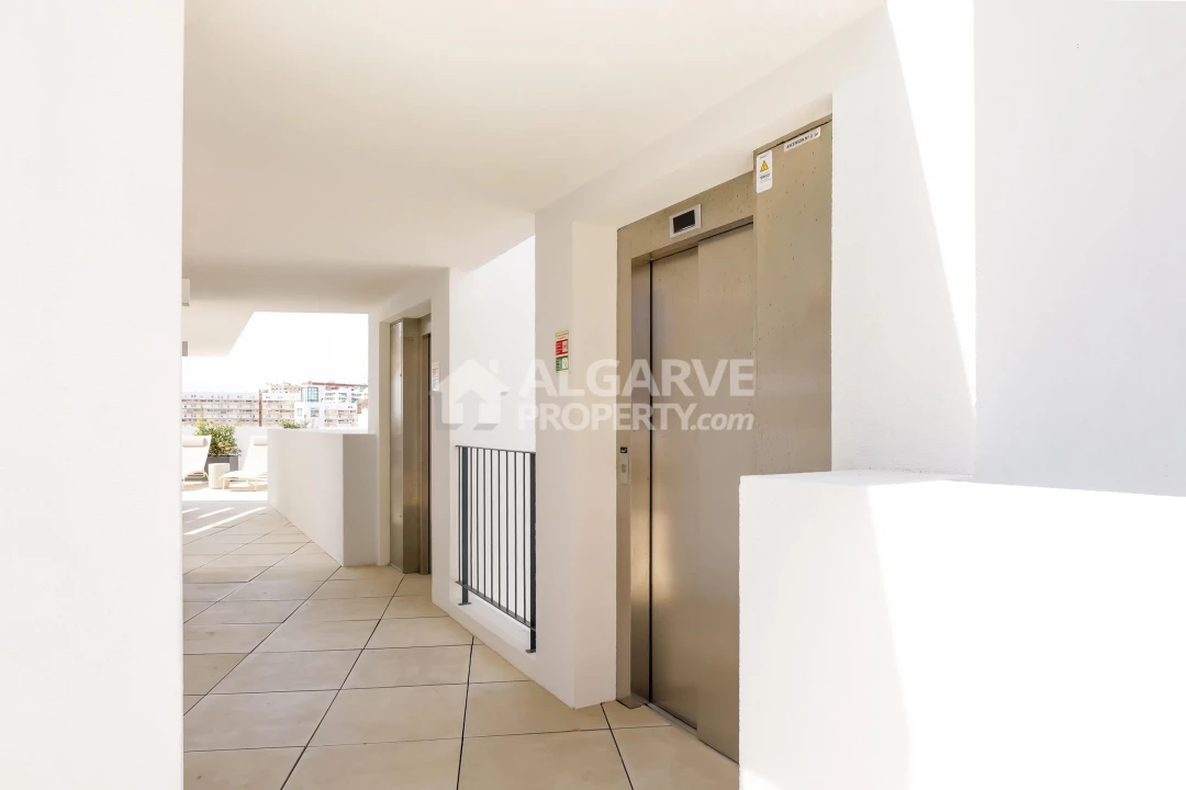 Apartamento T2 para Venda em Faro (Sé e São Pedro) Foto 30