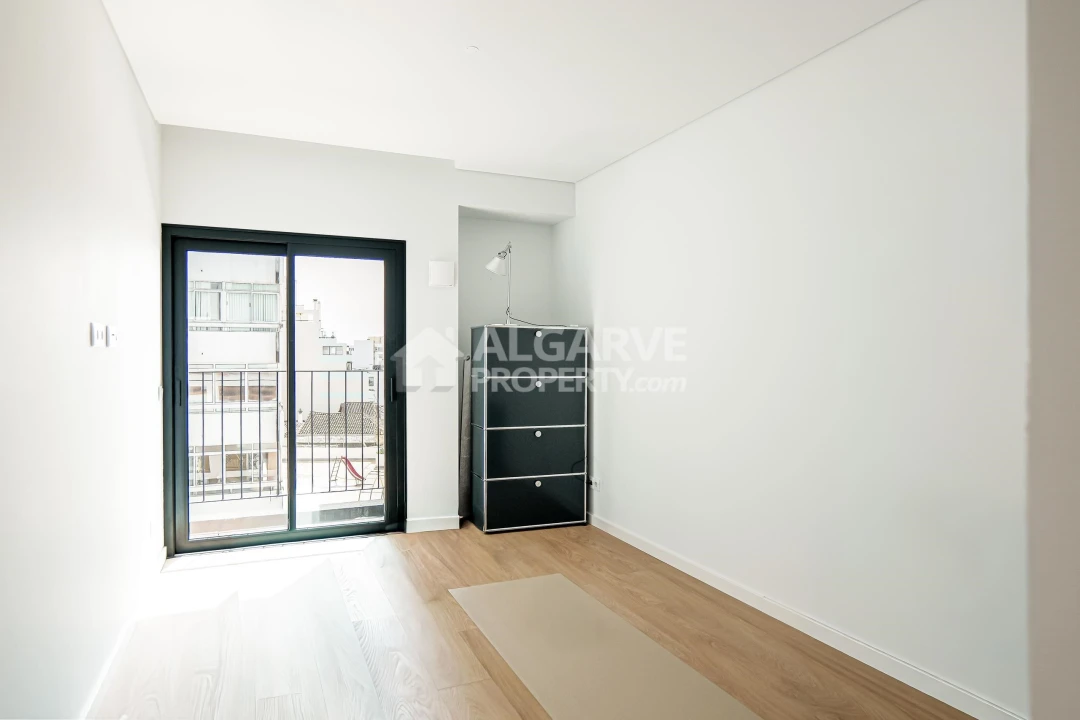 Apartamento T2 para Venda em Faro (Sé e São Pedro) Foto 13