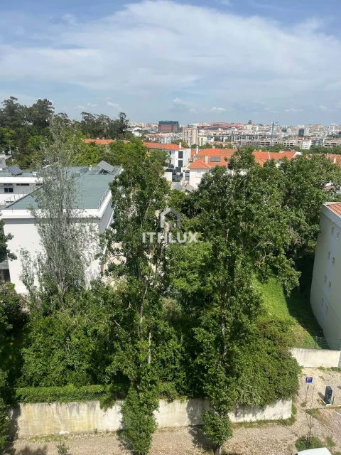 Apartamento T3 para Venda em Benfica