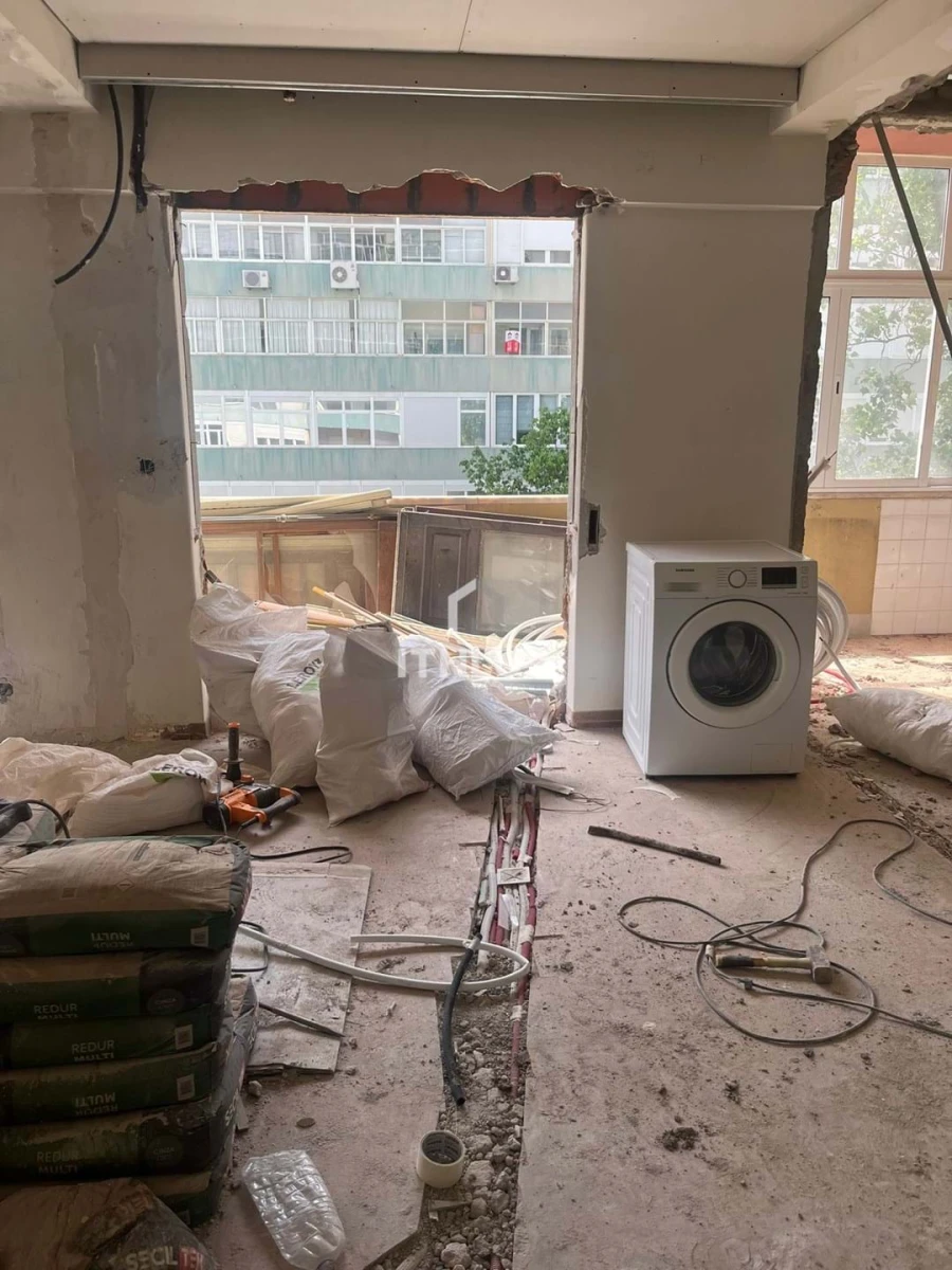 Apartamento T3 para Venda em Benfica Foto 5