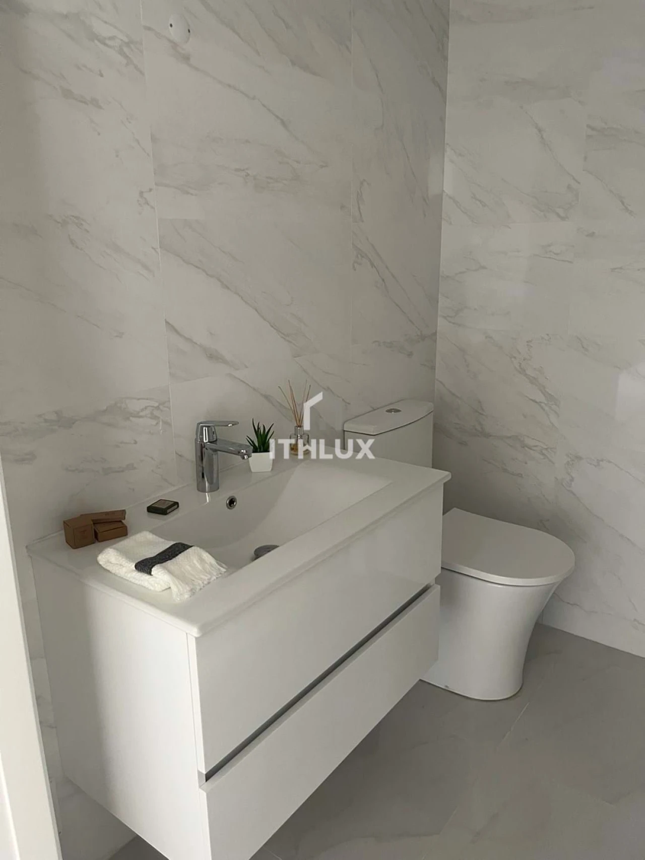 Apartamento T3 para Venda em Benfica Foto 4