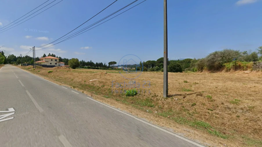 Terreno para Venda em Canas de Santa Maria Foto 9