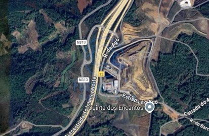 Terreno para Venda em Andrães