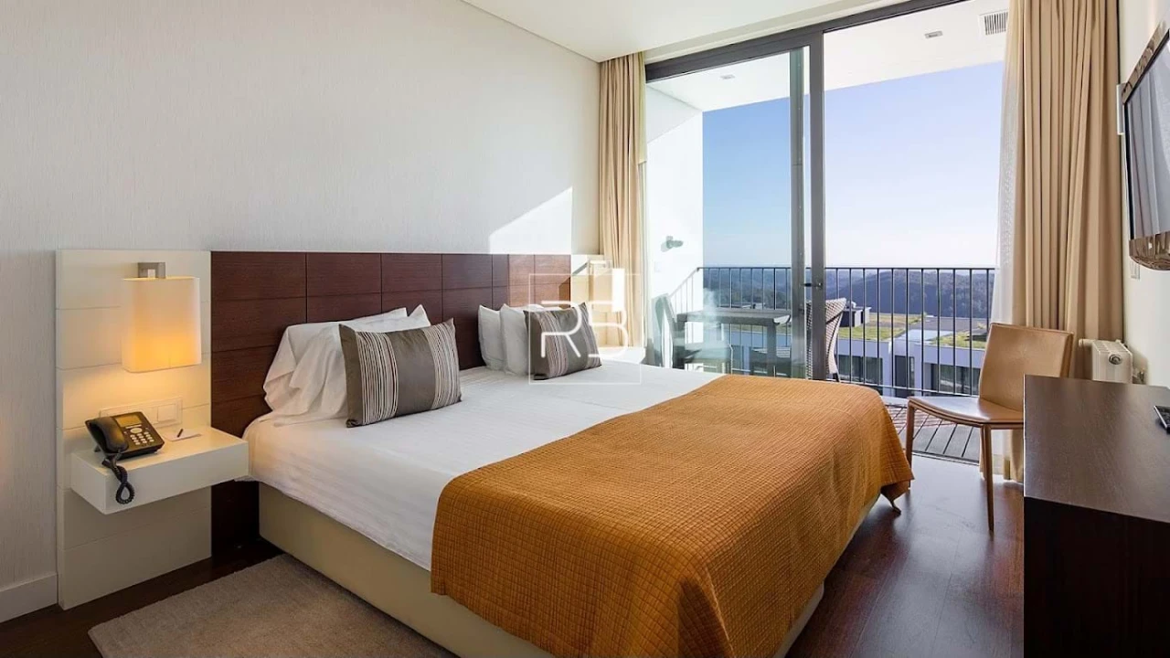 Apartamento T1 para Venda em Monchique Foto 4
