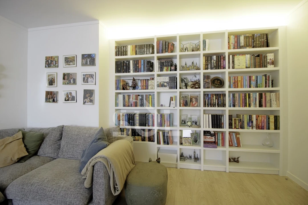 Apartamento T2 para Venda em Lumiar Foto 4