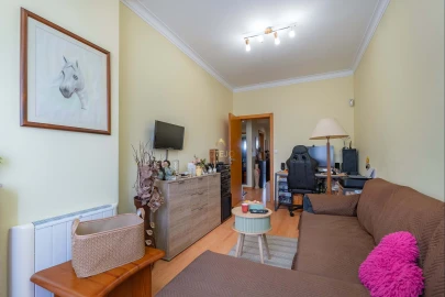 Apartamento T2 para Venda em Sacavém e Prior Velho