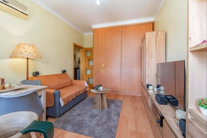 Apartamento T2 para Venda em Sacavém e Prior Velho