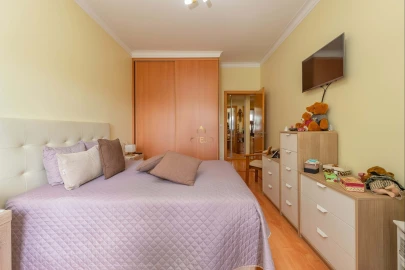 Apartamento T2 para Venda em Sacavém e Prior Velho