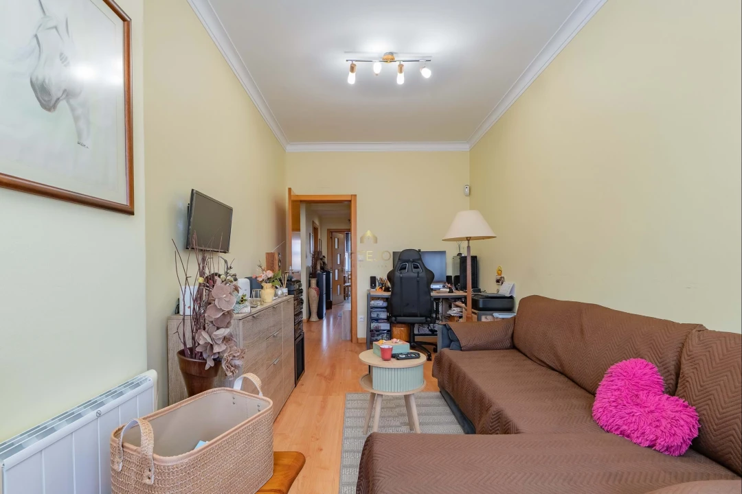 Apartamento T2 para Venda em Sacavém e Prior Velho Foto 5