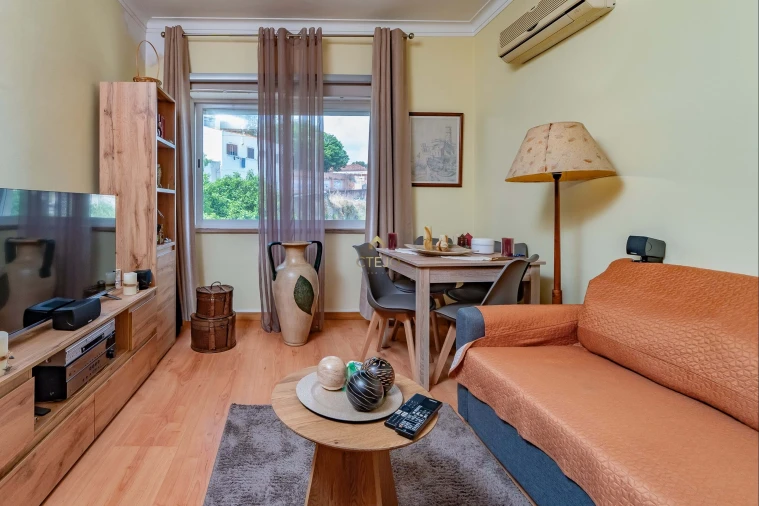 Apartamento T2 para Venda em Sacavém e Prior Velho Foto 17