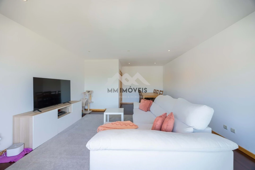 Apartamento T2 para Venda em Rio Tinto Foto 19