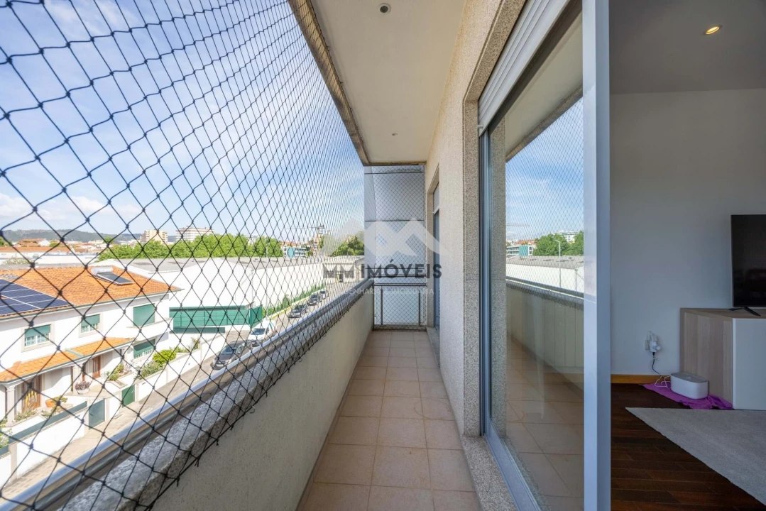 Apartamento T2 para Venda em Rio Tinto Foto 10