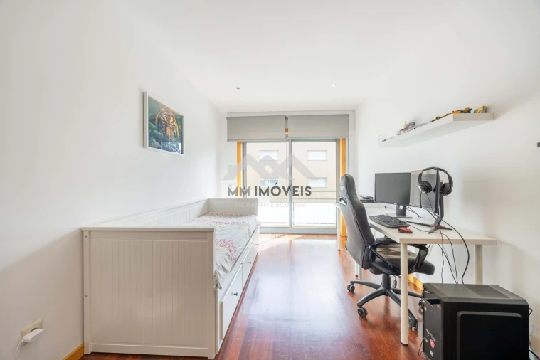 Apartamento T2 para Venda em Rio Tinto Foto 17