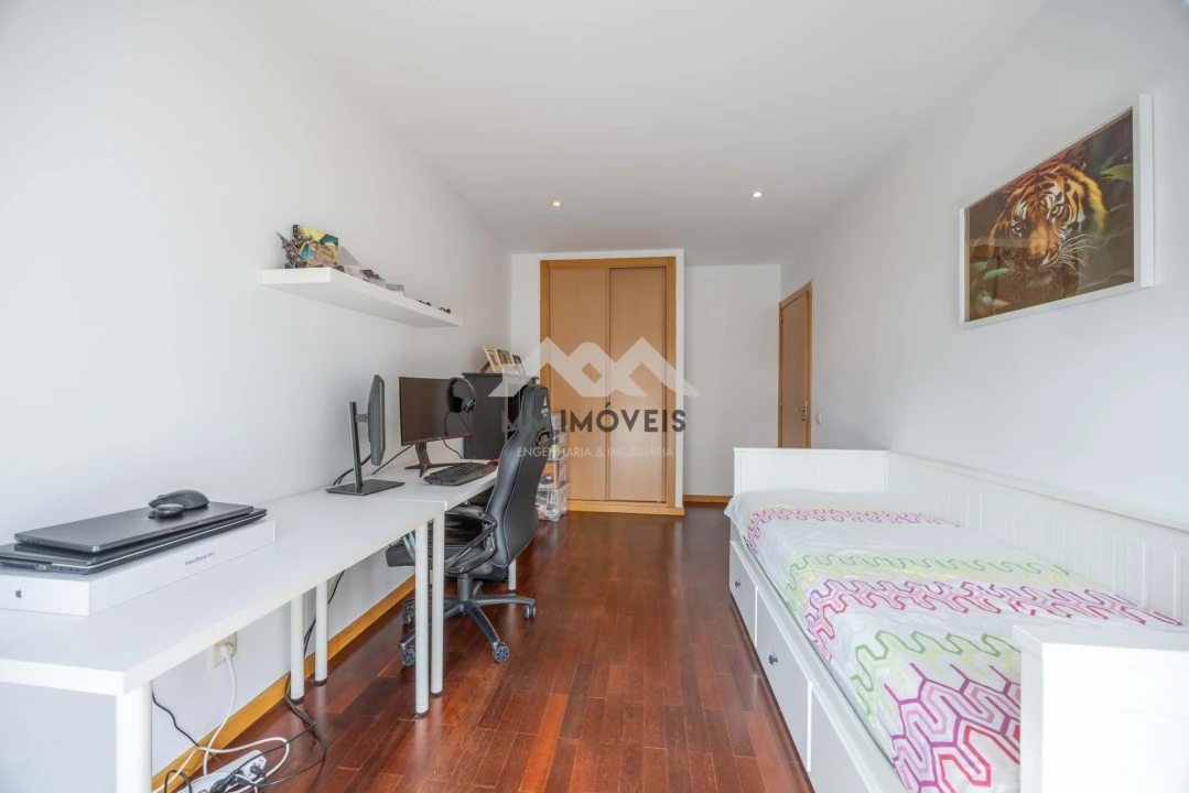 Apartamento T2 para Venda em Rio Tinto Foto 15