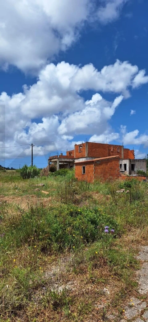 Moradia T6 para Venda em Odiaxere
