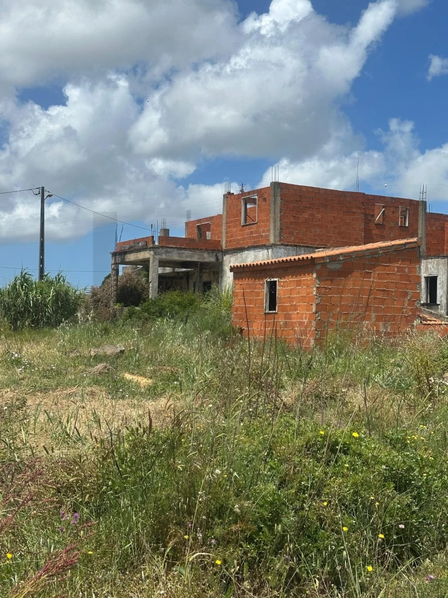 Moradia T6 para Venda em Odiaxere Foto 3