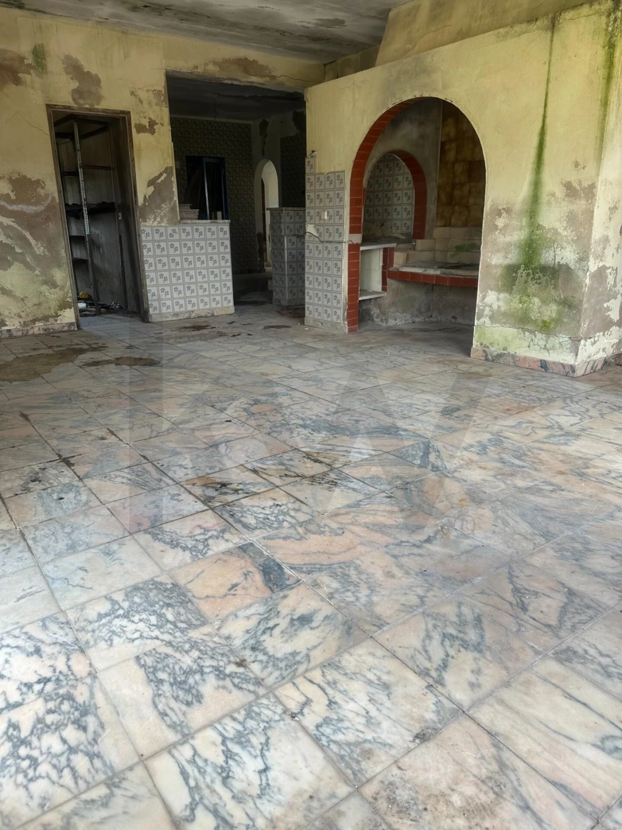Moradia T6 para Venda em Odiaxere Foto 6
