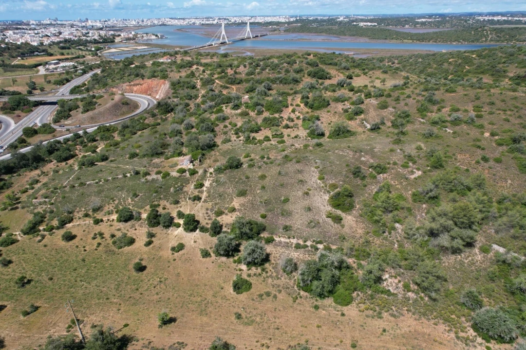 Quinta T3 para Venda em Estômbar e Parchal Foto 4