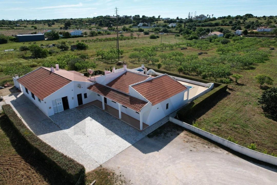 Moradia T6 para Venda em Luz Foto 5