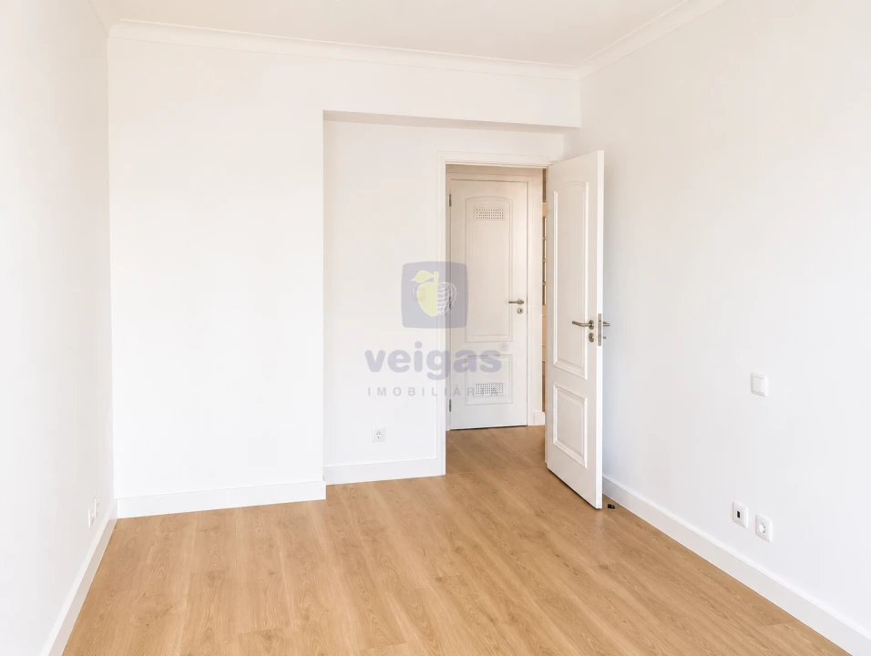 Apartamento T3 para Venda em Benfica Foto 13