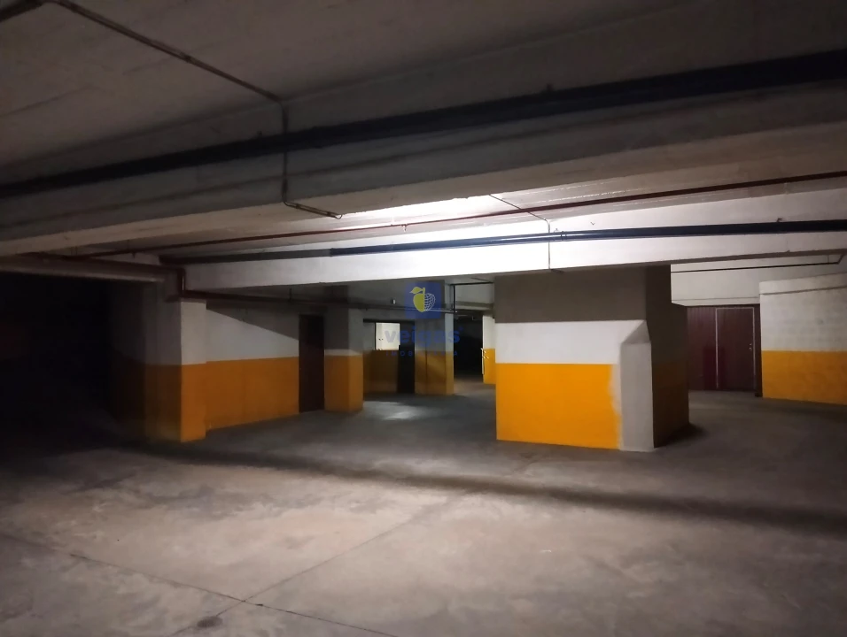 Apartamento T3 para Venda em Benfica Foto 22