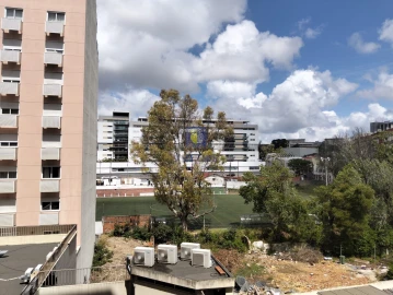 Apartamento T3 para Venda em Benfica