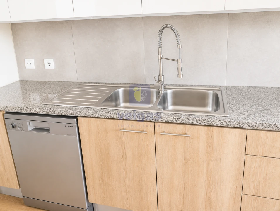 Apartamento T3 para Venda em Benfica Foto 7